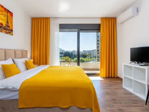 Sale, studio apartment, 31m², Centar, Bar - image 7