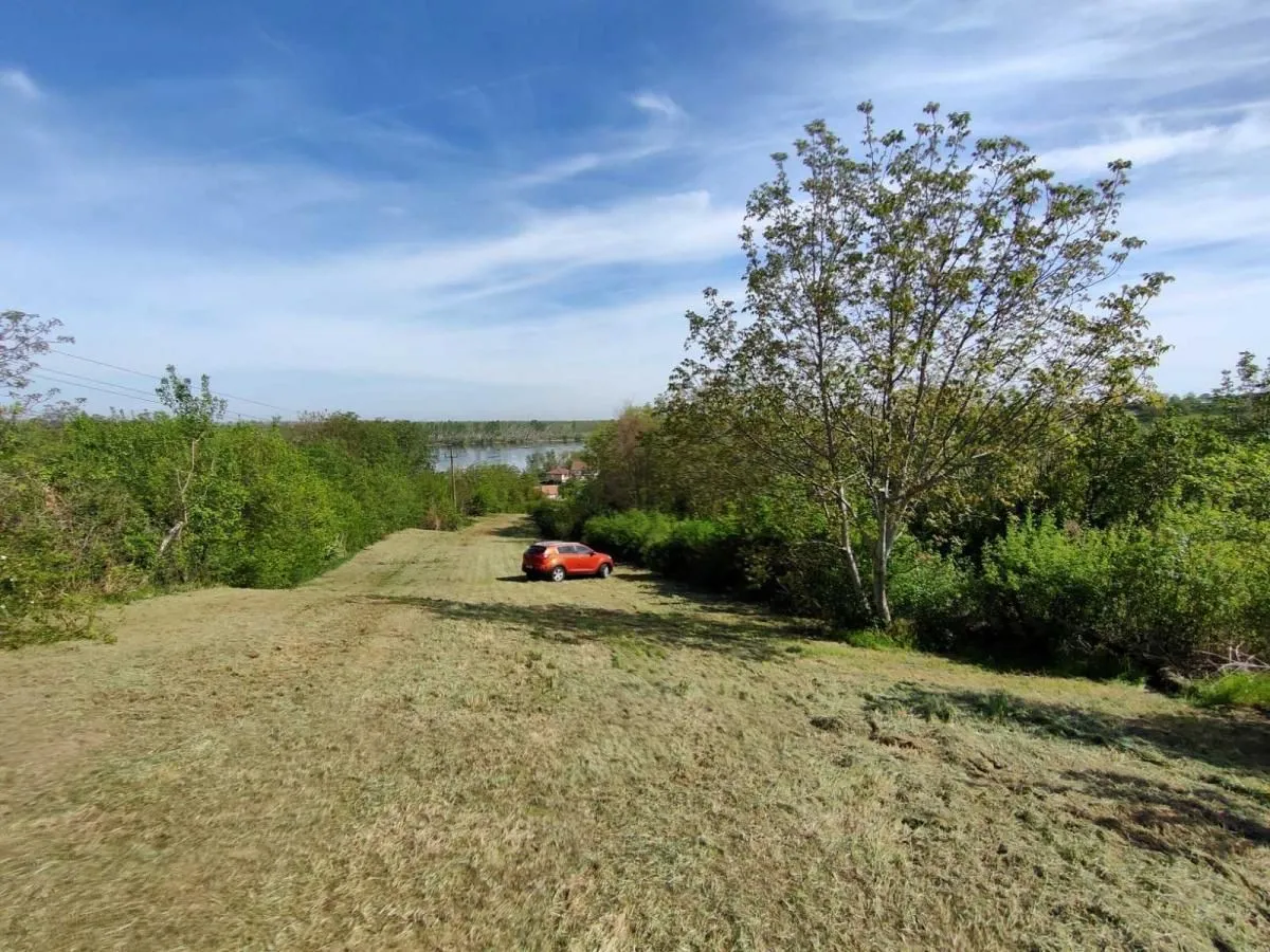 Prodaja, plac, 3700m², Beočin, Srbija