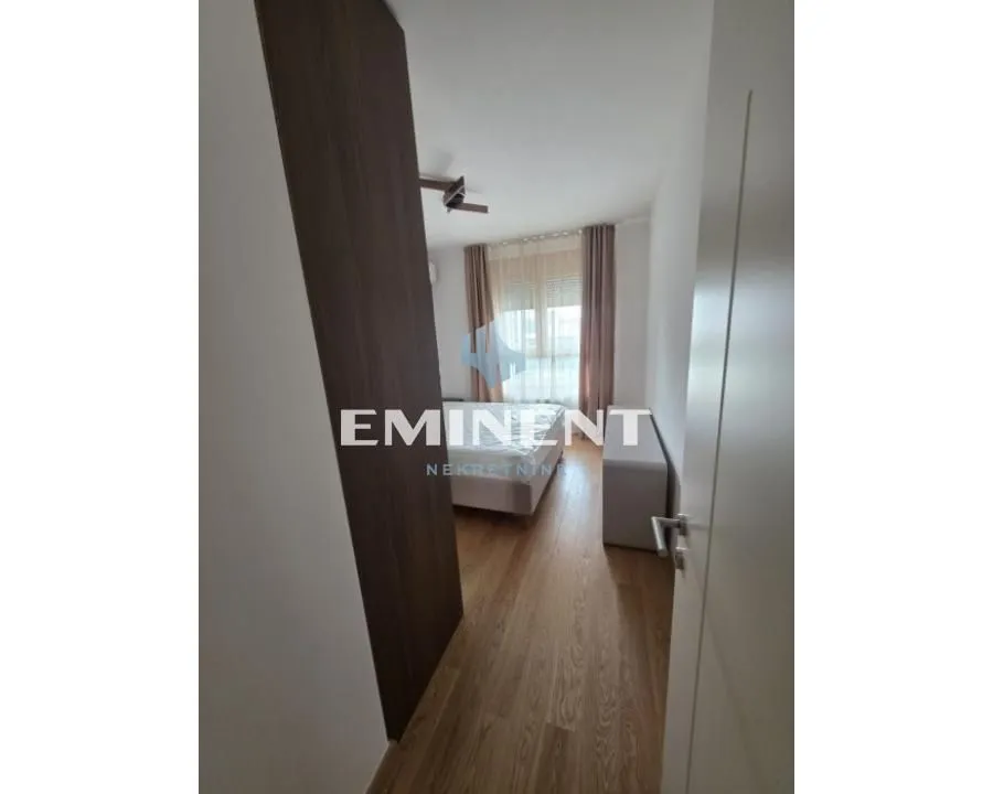 Izdavanje, dvosoban stan, 58m², Novi Beograd Blok 65, Novi Beograd Sve Podlokacije