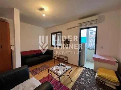 Sale, studio apartment, 23m², Medaković Sve Podlokacije, Beograd - image 9