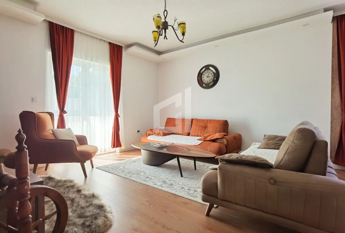 Prodaja, kuća, 220m², Bar, Crna Gora