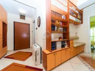 Izdavanje, dvosoban stan, 76m², Centar, Podgorica - image 9