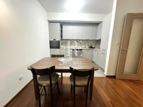 Izdavanje, dvosoban stan, 70m², Master Kvart, Podgorica - image 4