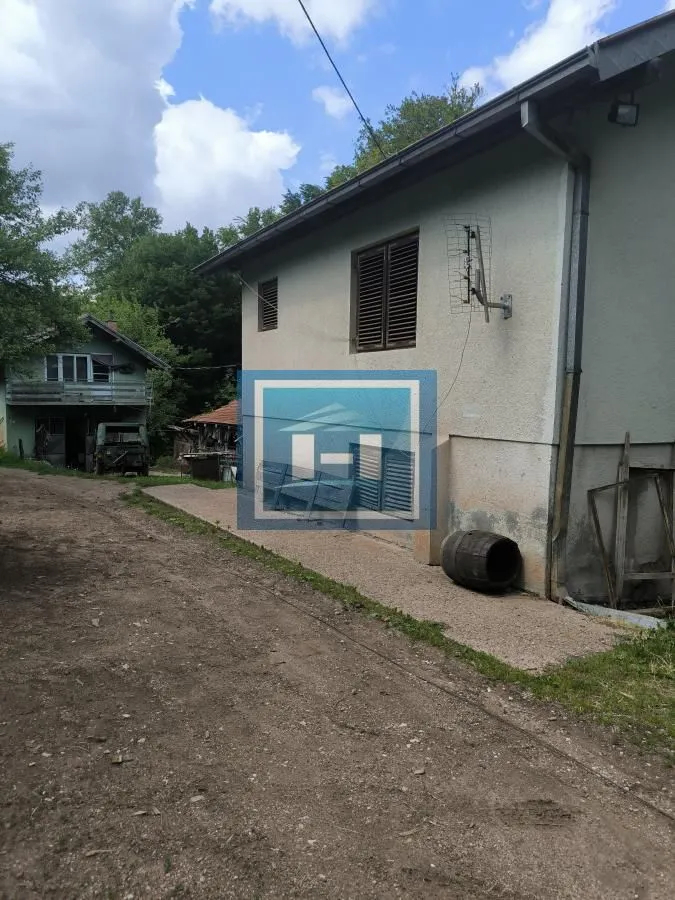Prodaja, kuća, 300m², Senje, Ćuprija