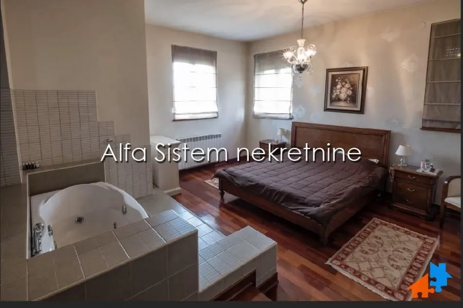 Izdavanje, kuća, 300m², Savski Venac, Beograd