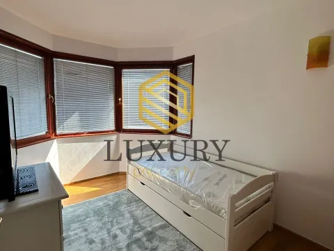 Izdavanje, trosoban stan, 120m², Pobrežje, Podgorica - image 8