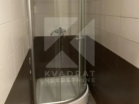Rent, two bedroom apartment, 63m², 1 maj, Podgorica - image 9