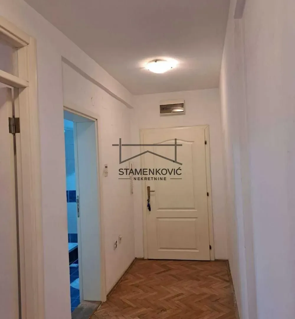 Prodaja, jednosoban stan, 44m², Detelinara, Novi Sad Sve Podlokacije