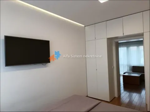 Rent, three bedroom apartment, 87m², Slavija, Vračar Sve Podlokacije - image 13