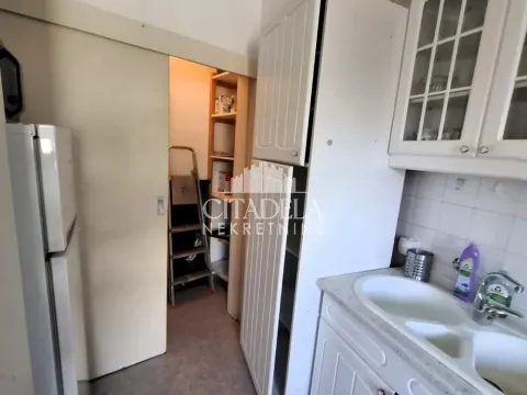 Izdavanje, stan, 101m², Kalenić Pijaca, Vračar Sve Podlokacije - image 20