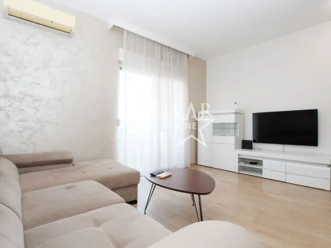 Izdavanje, dvosoban stan, 75m², City Kvart, Podgorica - image 3