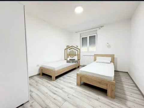 Izdavanje, kuća, 170m², Zagorič, Podgorica - image 8