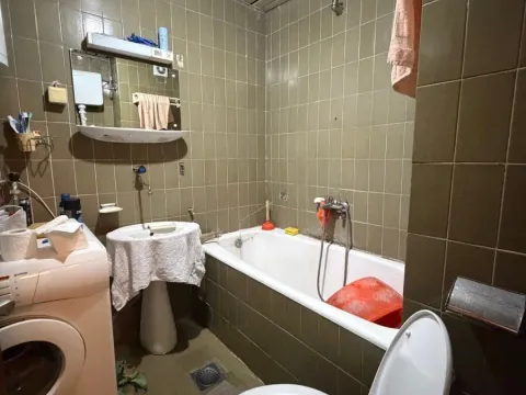 Prodaja, dvosoban stan, 76m², Blok 6, Podgorica - image 10