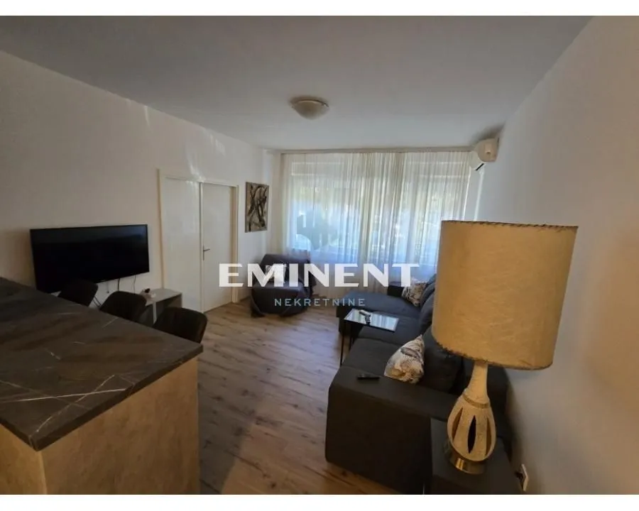 Izdavanje, dvosoban stan, 50m², Stari Grad, Beograd