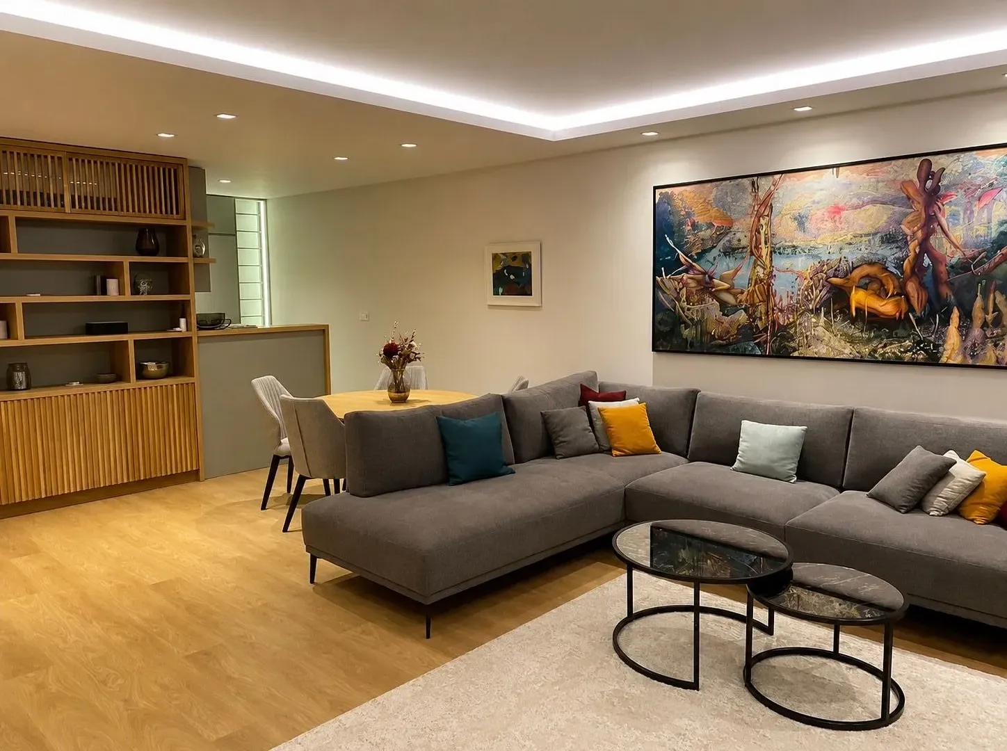 Izdavanje, dvosoban stan, 120m², Centar, Podgorica