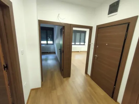 Prodaja, dvosoban stan, 60m², Stari grad, Novi Sad - image 13