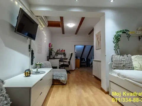 Prodaja, četvorosoban stan, 104m², Stari Grad, Beograd - image 16