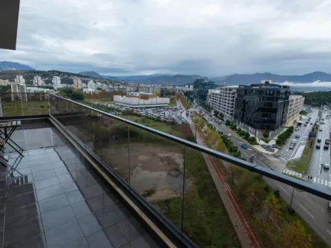 Izdavanje, četvorosoban stan, 127m², Master Kvart, Podgorica - image 19