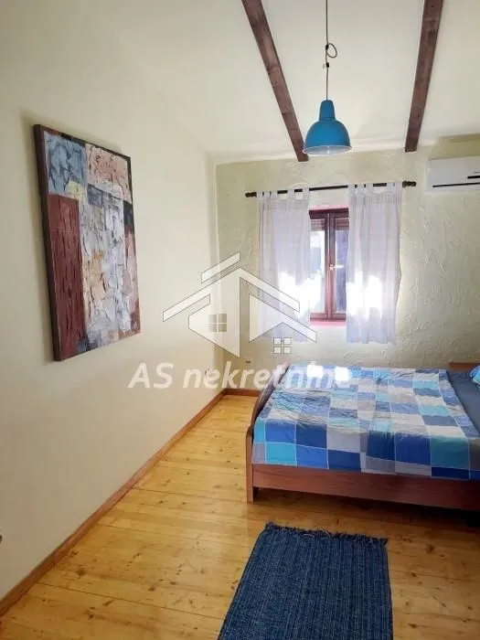 Rent, two bedroom apartment, 65m², Stari Grad, Beograd