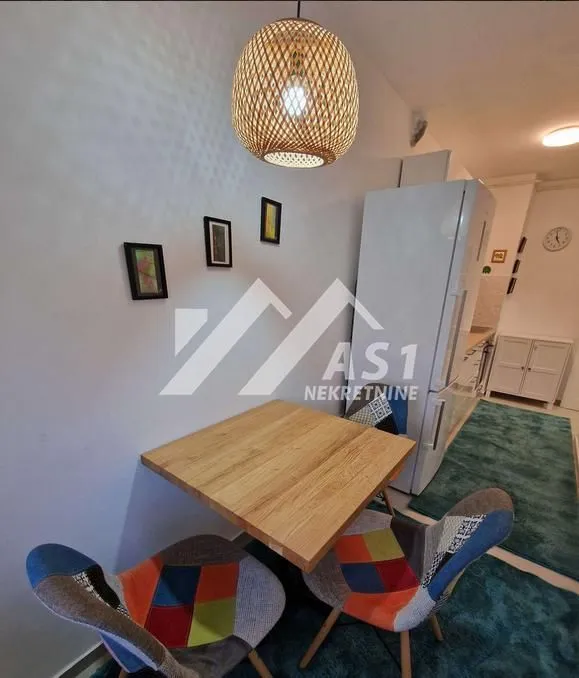 Izdavanje, dvosoban stan, 45m², Grbavica, Novi Sad Sve Podlokacije