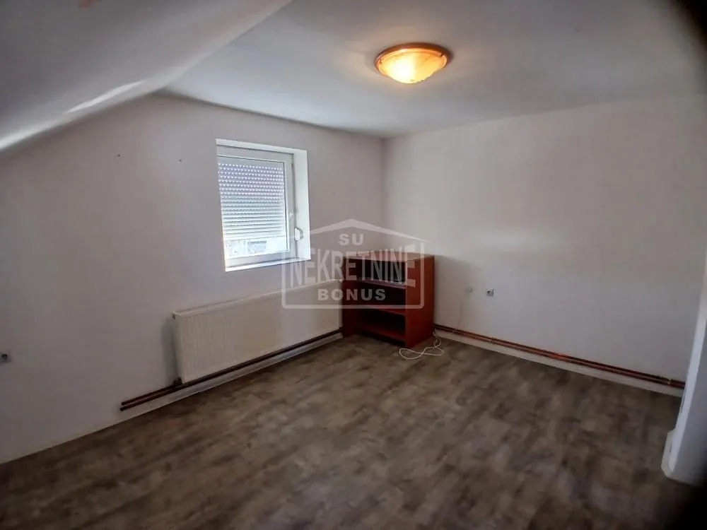 Prodaja, kuća, 240m², Mali Bajmok, Subotica