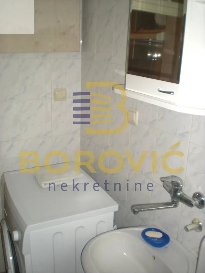 Sale, one bedroom apartment, 40m², Vračar Hram, Vračar Sve Podlokacije