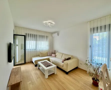 Prodaja, jednosoban stan, 47m², Bečići, Budva - image 3