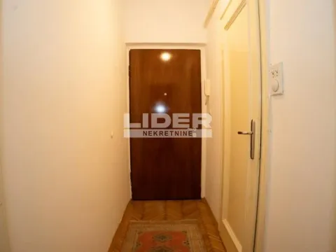 Rent, three bedroom apartment, 60m², Stari Grad, Beograd - image 9