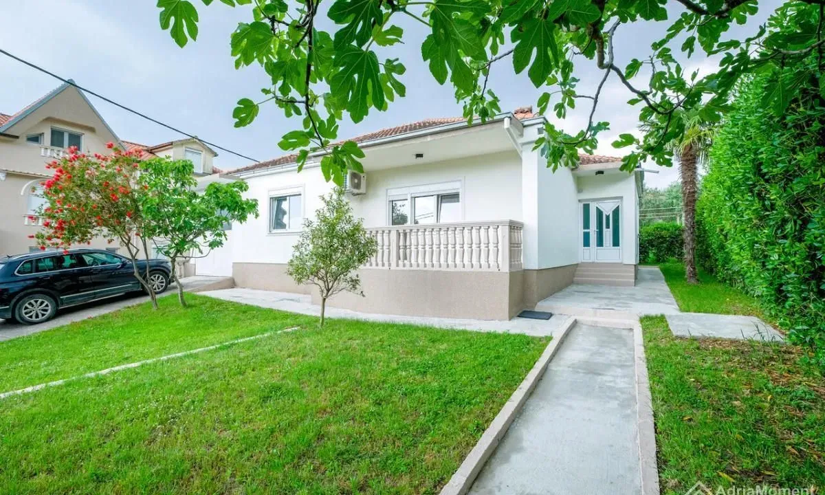 Prodaja, kuća, 118m², Tivat, Crna Gora