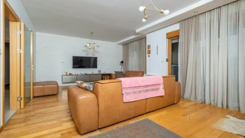 Prodaja, trosoban stan, 92m², Preko Morače, Podgorica - image 2