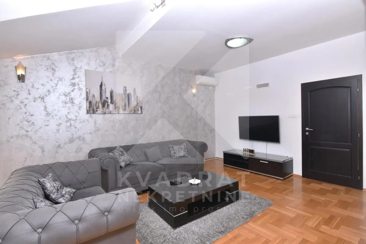 Izdavanje, dvosoban stan, 115m², Tološi, Podgorica