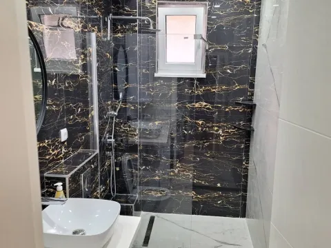 Rent, one bedroom apartment, 45m², Pod Kuk, Tivat - image 12