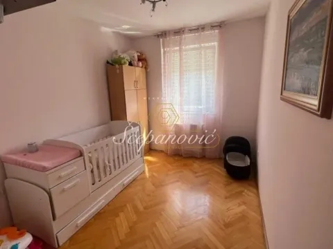 Izdavanje, trosoban stan, 72m², Podbara, Novi Sad Sve Podlokacije - image 6