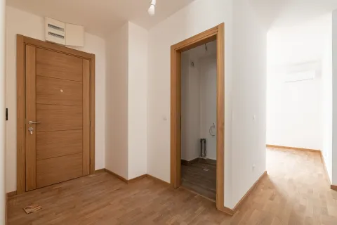 Prodaja, jednosoban stan, 64m², Bečići, Budva - image 16