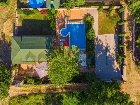 Prodaja, kuća, 140m², Beočin, Srbija - image 2