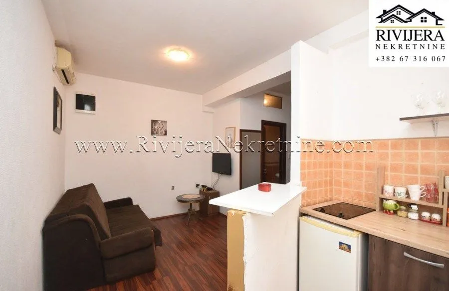 Prodaja, jednosoban stan, 32m², Centar, Herceg Novi