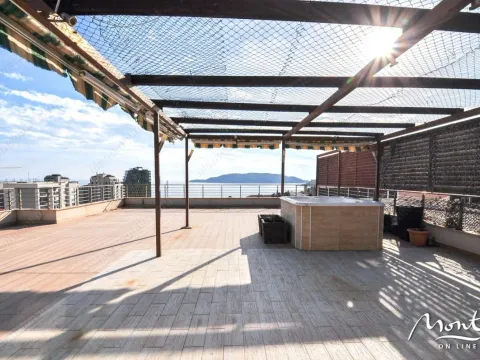 Sale, two bedroom apartment, 115m², Bečići, Budva - image 15