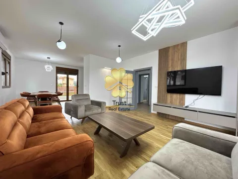 Izdavanje, kuća, 140m², Donja Gorica, Podgorica - image 5