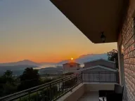 Rent, four bedroom apartment, 240m², Kotor, Crna Gora - image 11