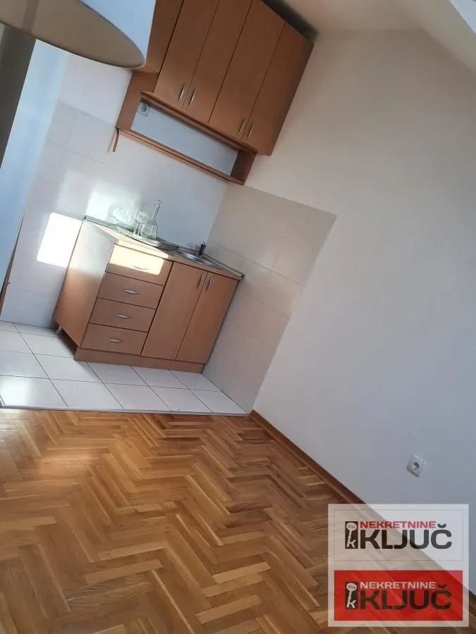 Prodaja, stan, 119m², Sajmište, Novi Sad