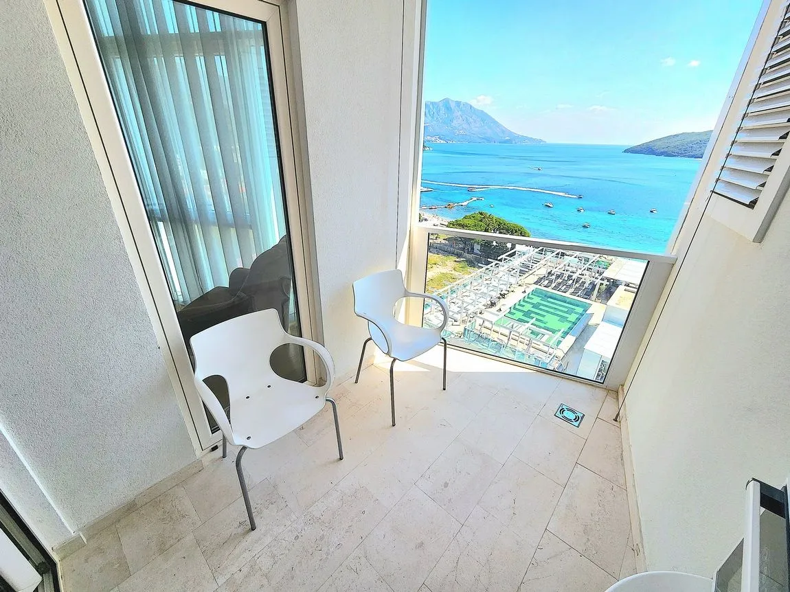 Sale, three bedroom apartment, 178m², Centar, Budva