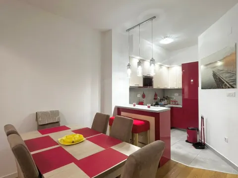 Rent, two bedroom apartment, 78m², Centar, Podgorica - image 2