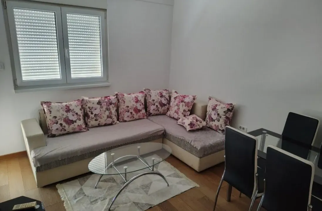 Izdavanje, garsonjera, 23m², Ljubović, Podgorica