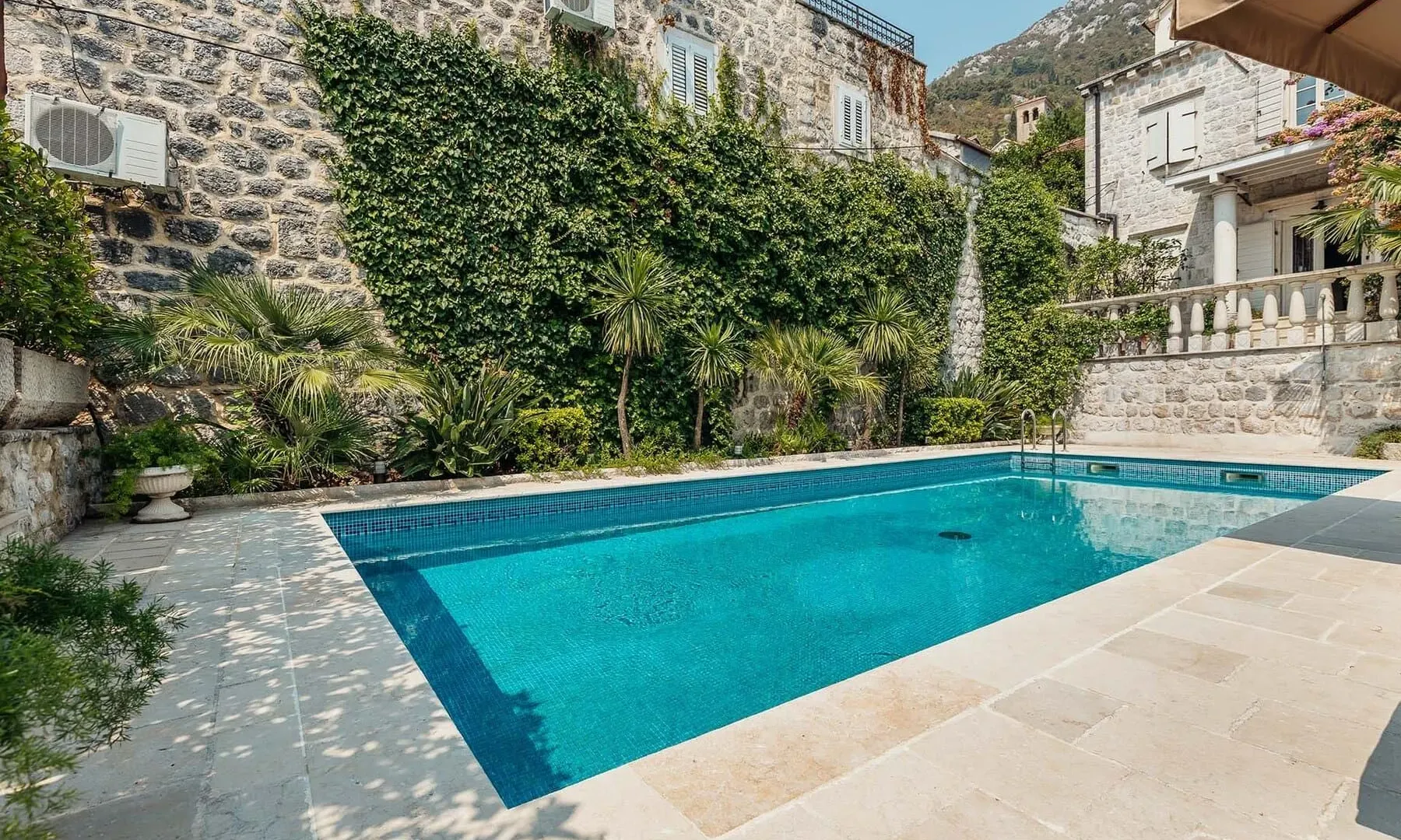 Sale, house, 273m², Perast, Kotor