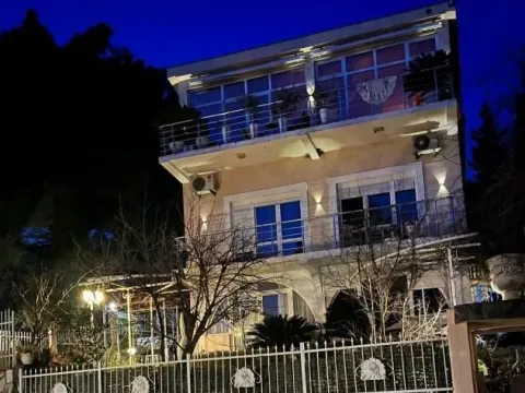 Sale, house, 300m², Bar, Crna Gora