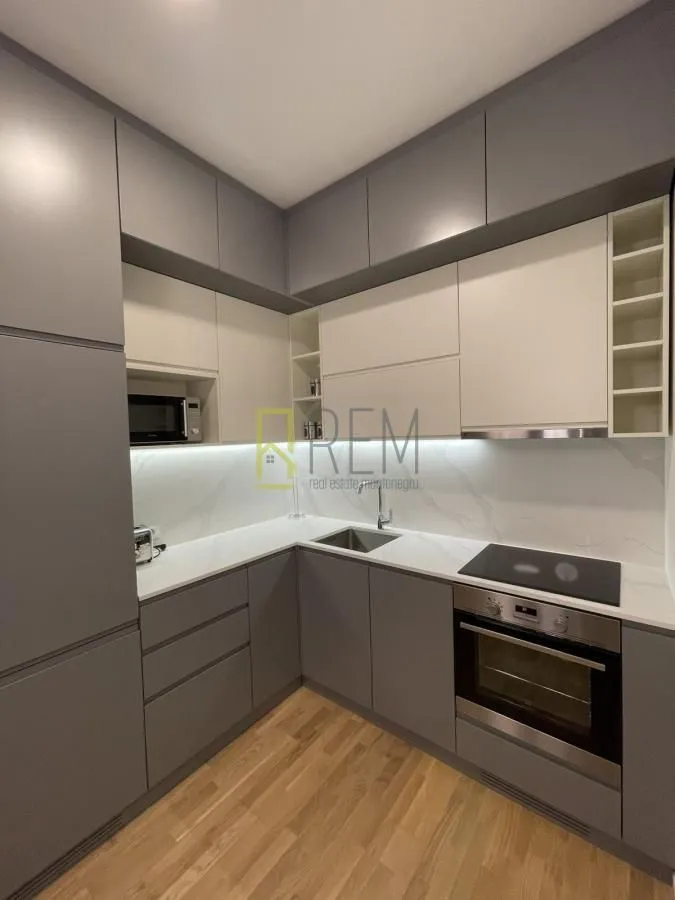 Rent, one bedroom apartment, 40m², Blok 9, Podgorica