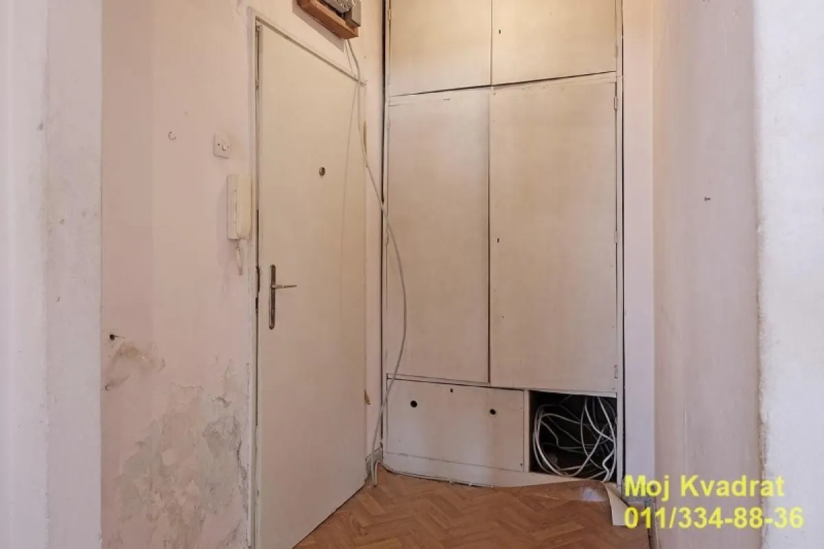 Prodaja, trosoban stan, 64m², Lion, Zvezdara Sve Podlokacije