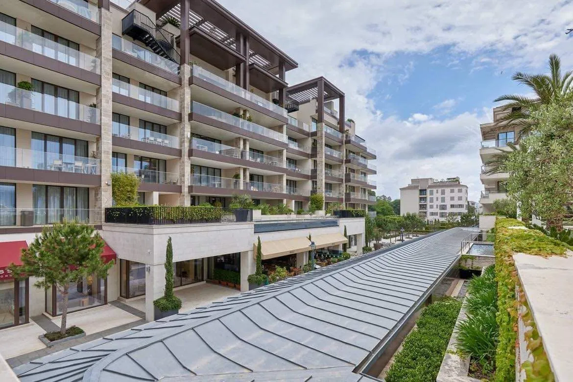 Sale, three bedroom apartment, 200m², Tivat, Crna Gora