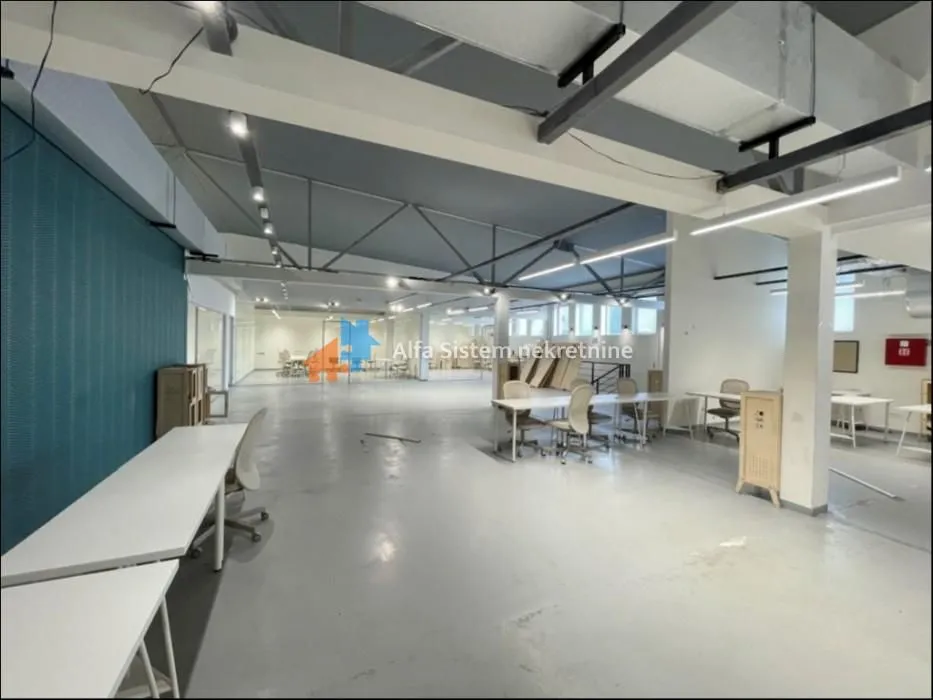 Rent, office space, 1000m², Autokomanda, Voždovac Sve Podlokacije
