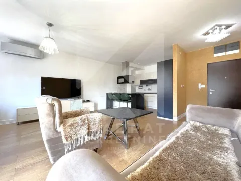 Rent, one bedroom apartment, 64m², City Kvart, Podgorica - image 1